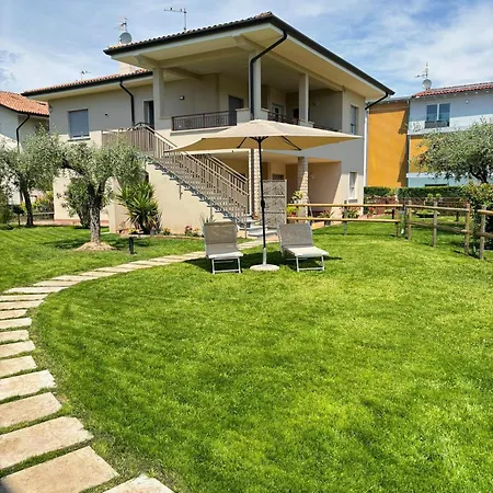 Prázdninový dům Arlu House *