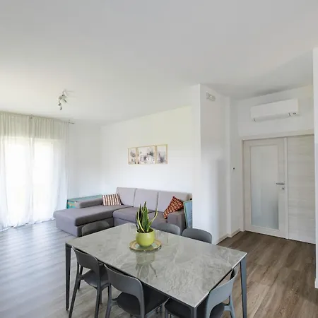 Arlu House Nyaraló