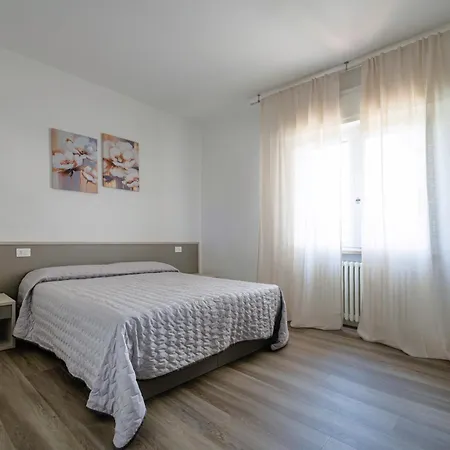 Arlu House Nyaraló Lazise