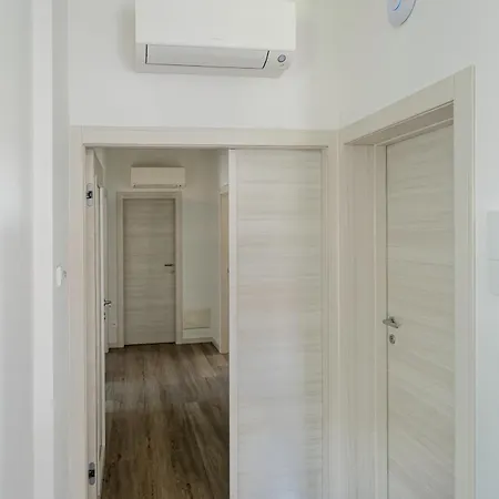 Arlu House