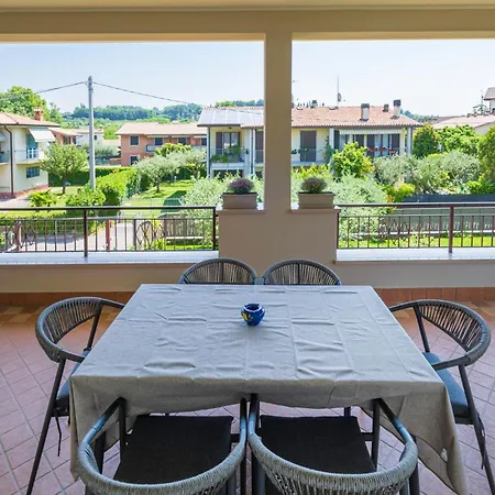 Arlu House Nyaraló Lazise